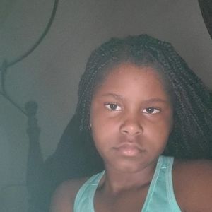 Meet your Posher, Alivia